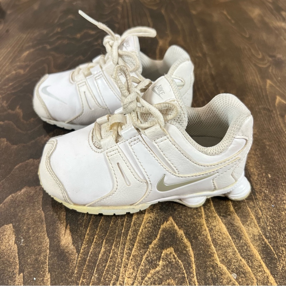 Nike white Shox toddler Baby Boy/girl  Shoes Size 7c